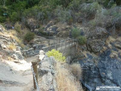 Senda de los Pescadores,Arenas de San Pedro;paso estrecho entre montañas ajustar mochila arbol taxa